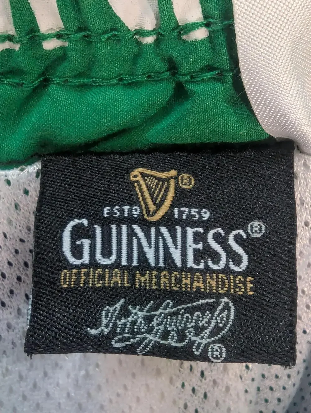 Guinness Shorts Mens XL Black Green Colorblock Board Swim Trunks Mesh Lined